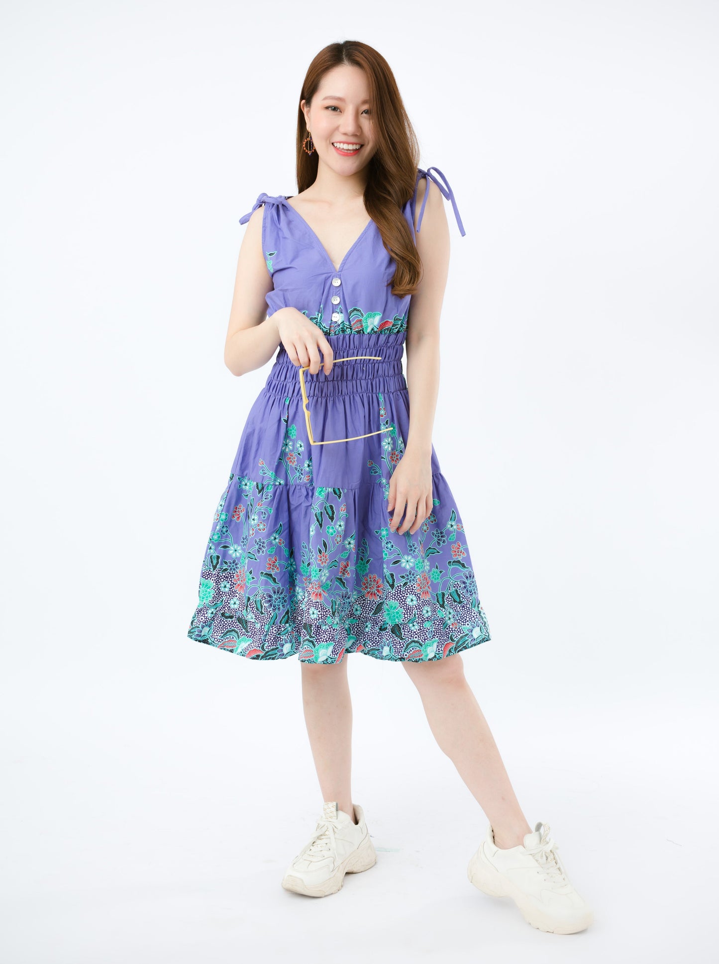 Batik V Dress ผ้าปาเต๊ะแบบโมเดิร์น